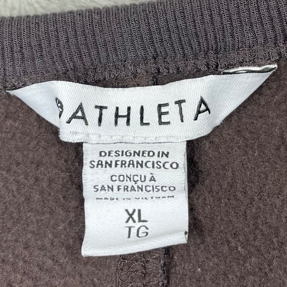 Athleta Long Sleeve Pullover Sweatshirt Women's Size XL - Picture 2 of 6